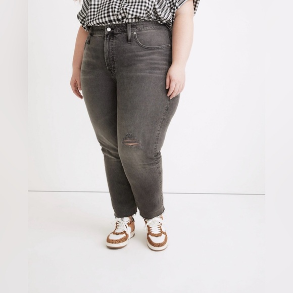 The Plus Perfect Vintage Jean in Cosner Wash: Knee-Rip Edition - Picture 3 of 6